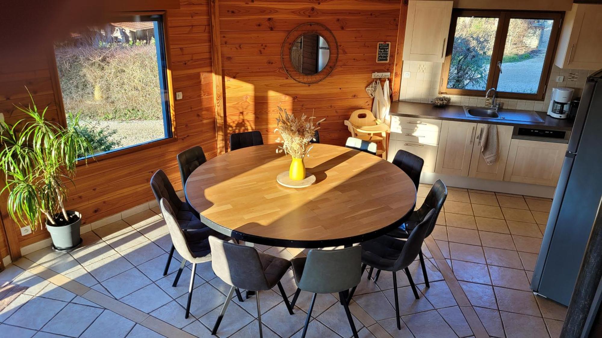 La maison ronde et ses 2 cahutes Monthoiron Extérieur photo