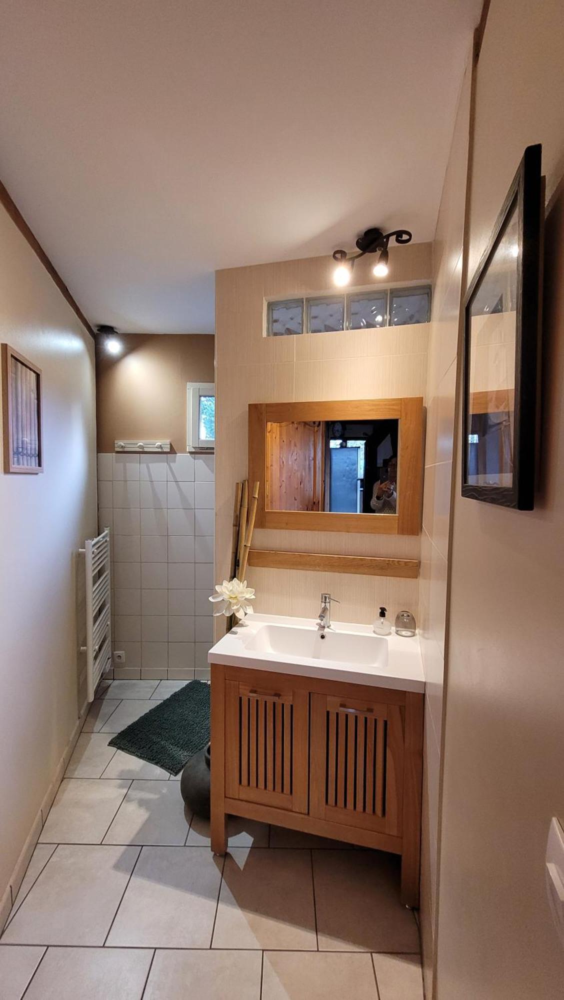 La maison ronde et ses 2 cahutes Monthoiron Extérieur photo