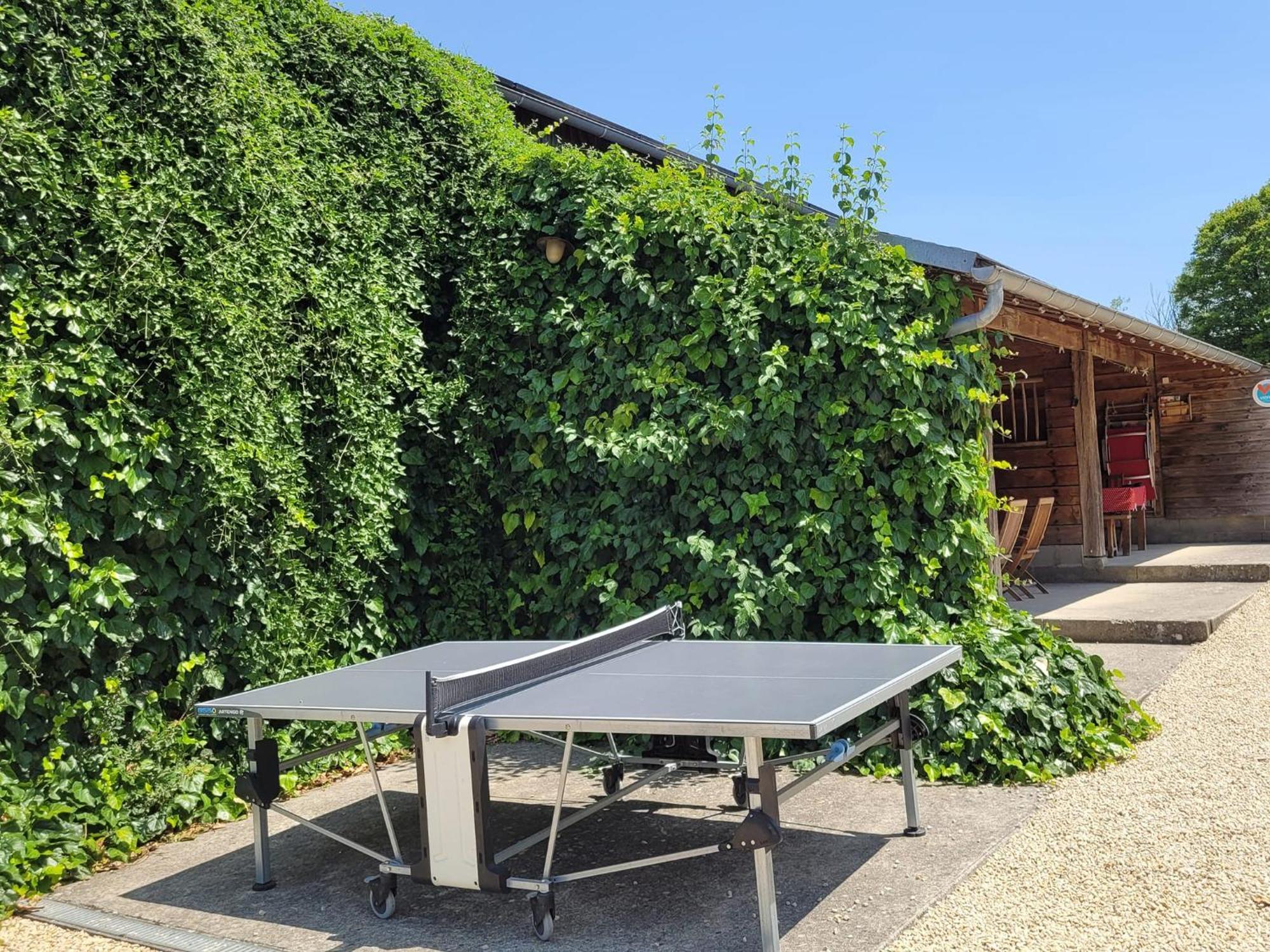 La maison ronde et ses 2 cahutes Monthoiron Extérieur photo